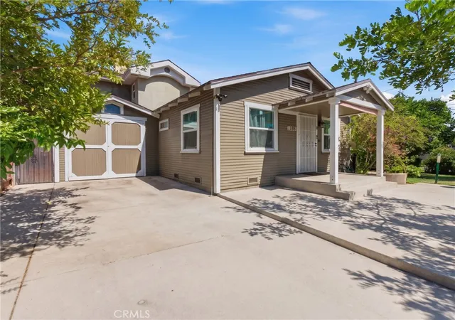 Multi family home for sale at 1164 Mentone, Pasadena, CA 91103 | MLS# DW26151056