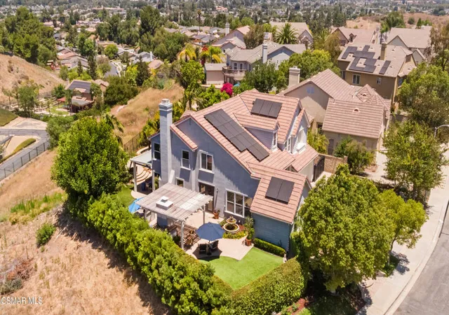 Photo 3 of Single family home for sale at 1997 Arielle Ln, Simi Valley, CA 93065 | MLS# 226003269 | Listing updated on 2026-09-24