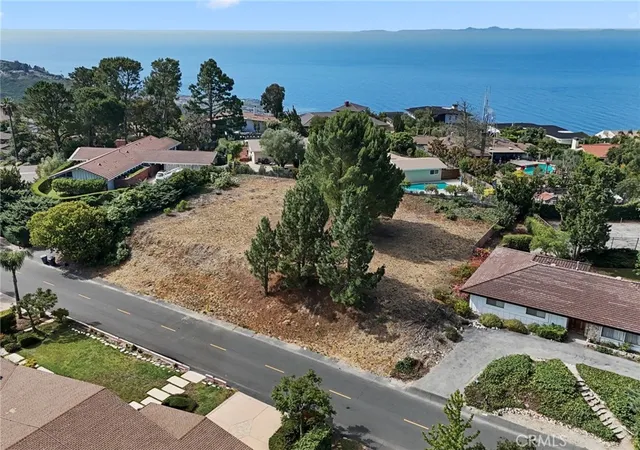 Photo 1 of Land for sale at 6 Coveview Dr, Rancho Palos Verdes, CA 90275 | MLS# SB26150958 | Listing updated on 2026-10-07