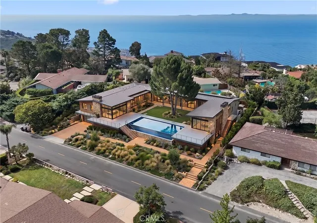 Photo 2 of Land for sale at 6 Coveview Dr, Rancho Palos Verdes, CA 90275 | MLS# SB26150958 | Listing updated on 2026-10-07
