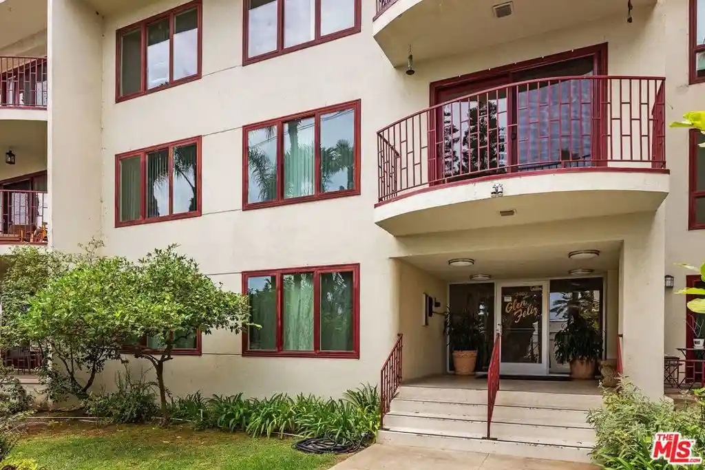 Listing Photo 32 - Condo for sale in 3407 Huxley St located at 3407 Huxley St, Los Angeles, CA 90027 - Unit #29
