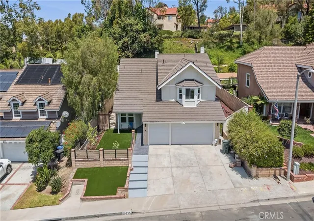 Photo 3 of Single family home for sale at 25555 Fallenwood, Lake Forest, CA 92630 | MLS# WS26150347 | Listing updated on 2026-09-18