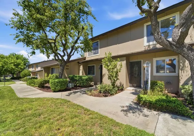 1st image of 3341 Innerwick Ln, San Jose, CA 95121 | MLS# ML82053896