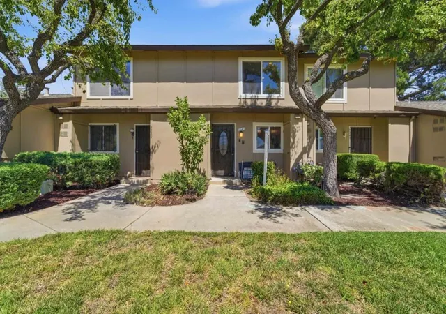 2nd image of 3341 Innerwick Ln, San Jose, CA 95121 | MLS# ML82053896