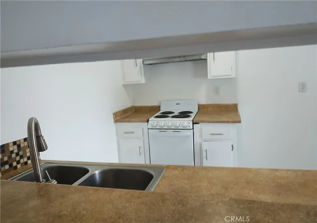 Homes for sale in Sylmar, CA | 13050 Dronfield #16, Sylmar, CA 91342 | MLS# SR26150842