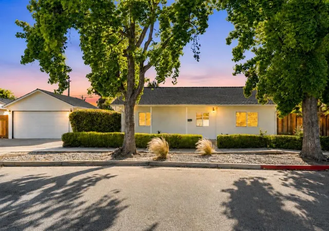 1st image of 3011 Arroba Wy, San Jose, CA 95118 | MLS# ML82053511