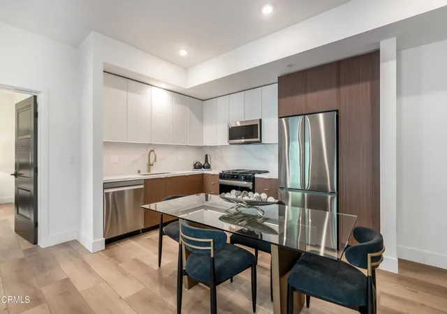 Photo 2 of Condo for sale at 139 S Oak Knoll Ave #301, Pasadena, CA 91101 | MLS# P1-27967 | Listing updated on 2026-09-28