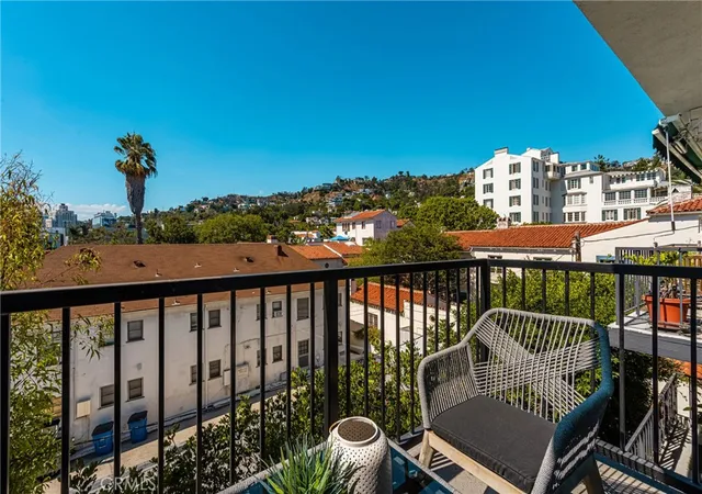 5th image of 1351 N Crescent Hts Blvd, West Hollywood, CA 90046
