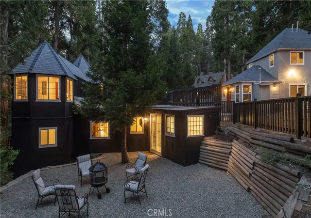 Homes for sale in Twin Peaks, CA | 308 Cedarbrook Dr, Twin Peaks, CA 92391 | MLS# IG26144952