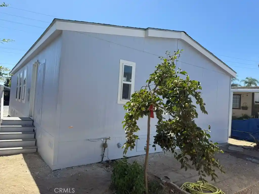 Photo 1 of Manufactured home for sale at 203 Duke Ln #85, Santa Ana, CA 92704 | MLS# PW26151273 | Listing updated on 2026-10-19