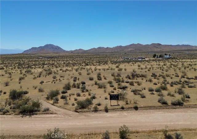 1st image of 0 Short, Apple Valley, CA 92307 | MLS# IG26151277