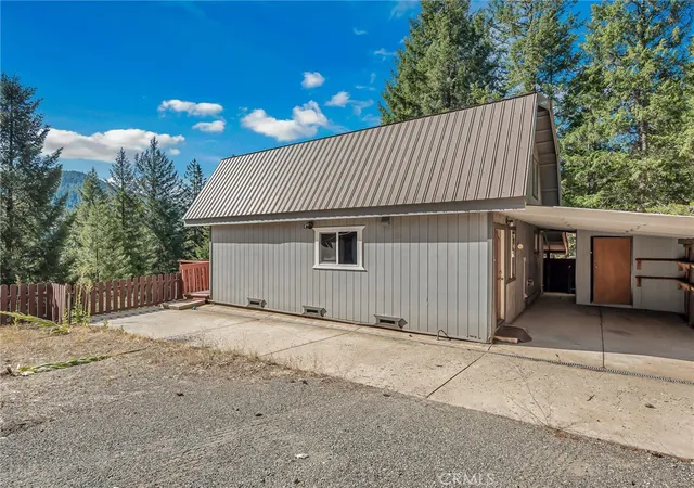 Photo 4 of Single family home for sale at 271 Millview Dr, Trinity Center, CA 96091 | MLS# SN26151253 | Listing updated on 2026-07-11