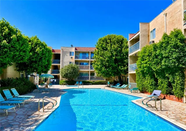 Photo 3 of Condo for sale at 18307 Burbank Blvd #131, Tarzana, CA 91356 | MLS# SR26151331 | Listing updated on 2026-09-27