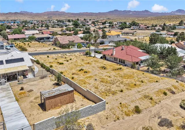 Photo 4 of Sale Pending at 26708 Hitching Post Ln, Helendale, CA 92342 | MLS# CV26149032 | Listing updated on 2026-09-16