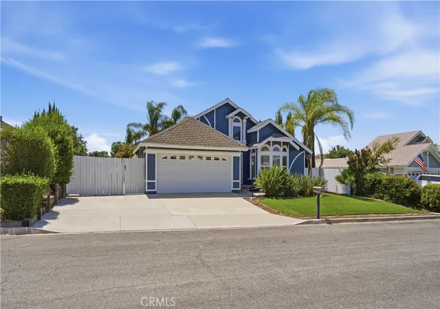 Photo 3 of Manufactured home for sale at 33455 Hidden Holw Dr, Wildomar, CA 92595 | MLS# SW26151325 | Listing updated on 2026-10-02