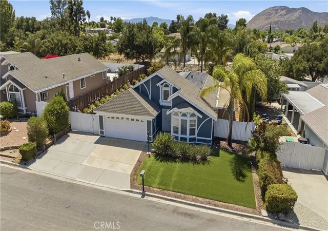 Photo 4 of Manufactured home for sale at 33455 Hidden Holw Dr, Wildomar, CA 92595 | MLS# SW26151325 | Listing updated on 2026-10-02