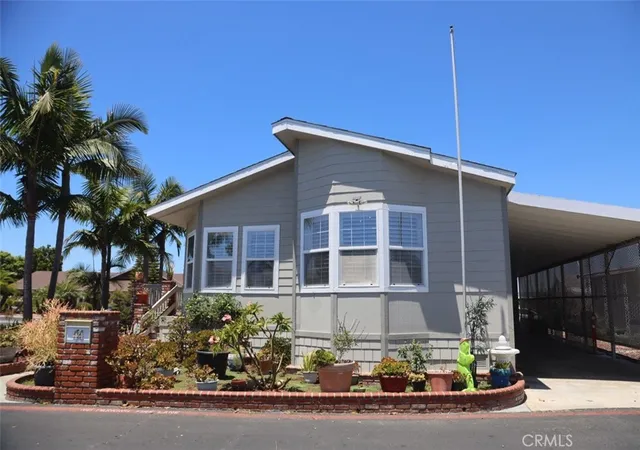 Photo 1 of Manufactured home for sale at 19361 Brookhurst St #44, Huntington Beach, CA 92646 | MLS# PW26151350 | Listing updated on 2026-09-08