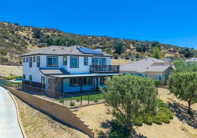 Photo 3 of Single family home for sale at 13435 Canyon Crst Rd, Yucaipa, CA 92399 | MLS# 219150163DA | Listing updated on 2026-10-07