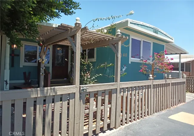 Homes for sale in Desert Hot Springs, CA | 15225 Space 40 Palm Dr, Desert Hot Springs, CA 92240 | MLS# IG26148182