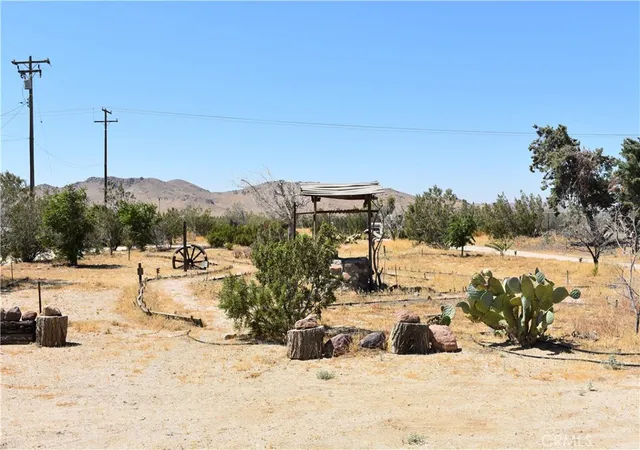 Homes for sale in Mojave, CA | 6293 Backus Rd, Mojave, CA 93501 | MLS# SR26151422