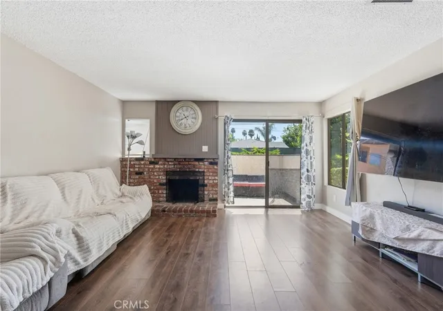 Photo 2 of Townhouse for sale at 8340 Penfield Ave #35, Winnetka, CA 91306 | MLS# SR26150902 | Listing updated on 2026-09-27