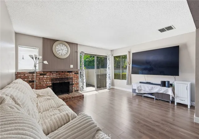 Photo 3 of Townhouse for sale at 8340 Penfield Ave #35, Winnetka, CA 91306 | MLS# SR26150902 | Listing updated on 2026-09-27