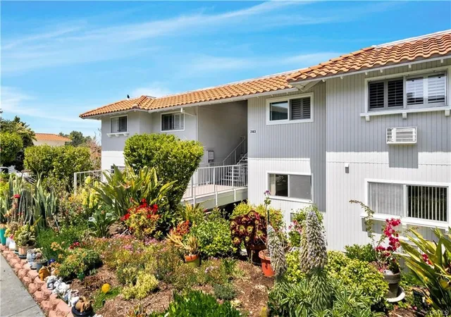 Homes for sale in Laguna Woods, CA | 2183 E Via Mariposa #B, Laguna Woods, CA 92637 | MLS# OC26126997