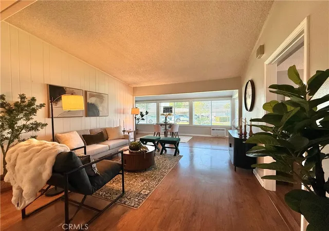 5th image of 14001 Thunderbird Dr #4L, Seal Beach, CA 90740 | MLS# PW26151394