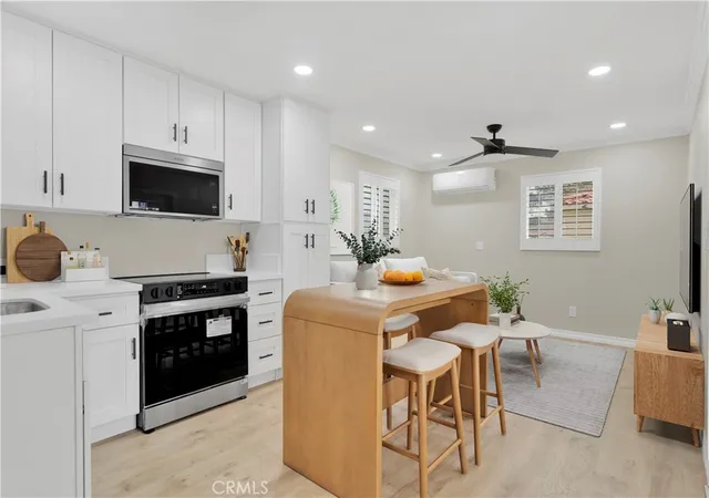 Photo 2 of Single family home for sale at 11615 Wedgewood Dr, Apple Valley, CA 92308 | MLS# OC26146182 | Listing updated on 2026-10-03