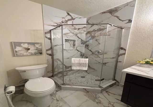 Listing Photo 5 - Condo for sale in building located at 903 Lake Tahoe Ct, San Jose, CA 95123
