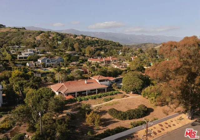 Homes for sale in Santa Barbara, CA | 3236 Braemar Dr, Santa Barbara, CA 93109 | MLS# 26854431