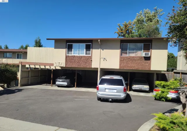Homes for sale in Hayward, CA | 22759 Vermont St, Hayward, CA 94541 | MLS# 41141344