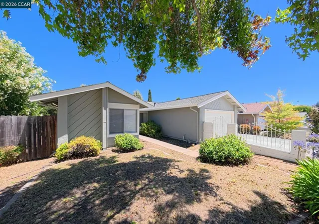 Homes for sale in Vallejo, CA | 1200 Skyline Dr, Vallejo, CA 94591 | MLS# 41141346