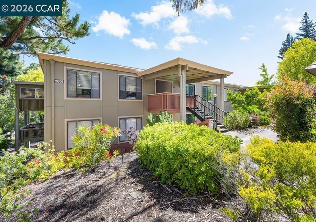 Photo 2 of Sale Pending at 2601 Pine Knoll Dr #3, Walnut Creek, CA 94595 | MLS# 41141357 | Listing updated on 2026-09-05