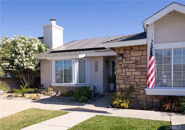 Photo 4 of Sale Pending at 3545 Jupiter, Palmdale, CA 93550 | MLS# IV26151636 | Listing updated on 2026-10-31