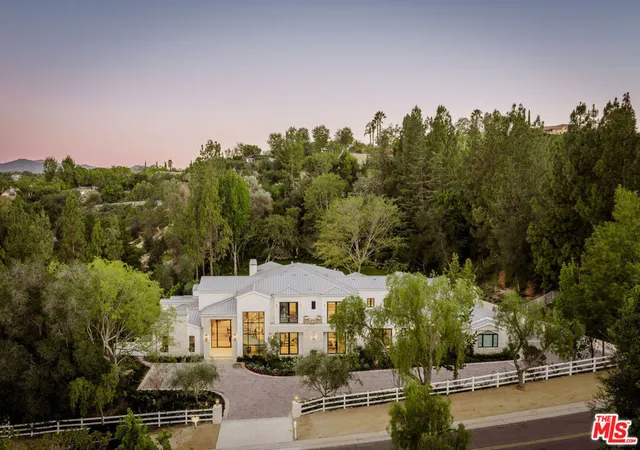 Photo 1 of Mansion for sale at 25149 Eldorado Meadow Rd, Hidden Hills, CA 91302 | MLS# 26858161 | Listing updated on 2026-09-17