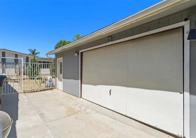 Photo 3 of Manufactured home for sale at 24414 Wagon Wheel, Wildomar, CA 92595 | MLS# SW26151653 | Listing updated on 2026-09-21