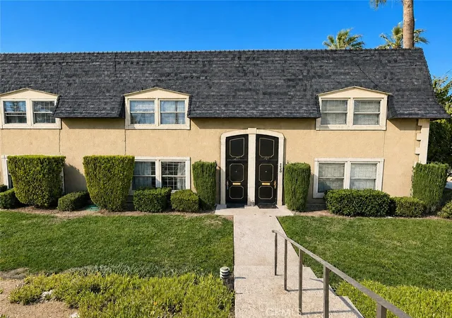 Condo for sale at 139 E Cypress, Redlands, CA 92373 | MLS# IG26145806