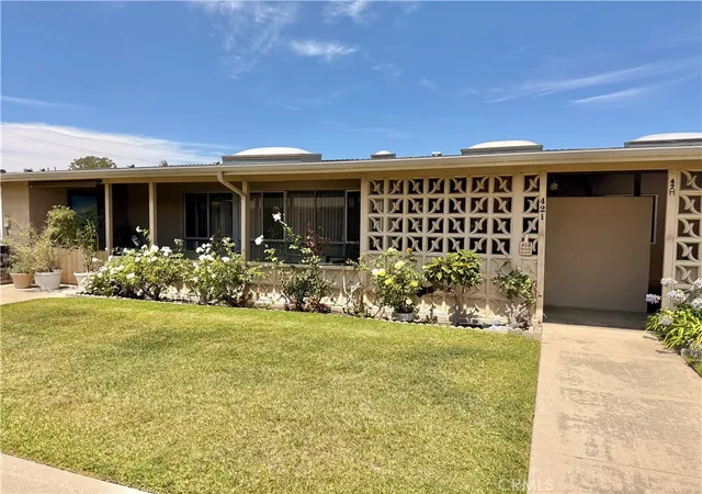 23rd image of 1690 Interlachen Rd #42i, Seal Beach, CA 90740 | MLS# PW26151808