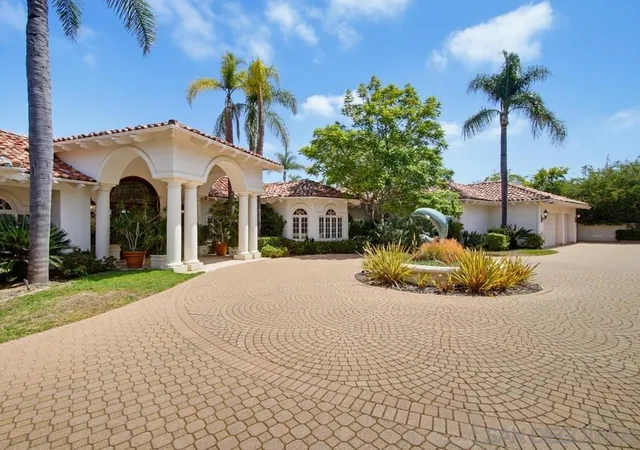 Photo 2 of Sale Pending at 18103 Via Ascenso, Rancho Santa Fe, CA 92067 | MLS# 260017027SD | Listing updated on 2026-10-07