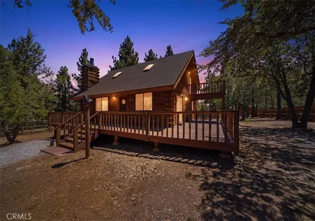 Homes for sale in Sugarloaf, CA | 355 Dixie Lee, Sugarloaf, CA 92386 | MLS# IG26148480