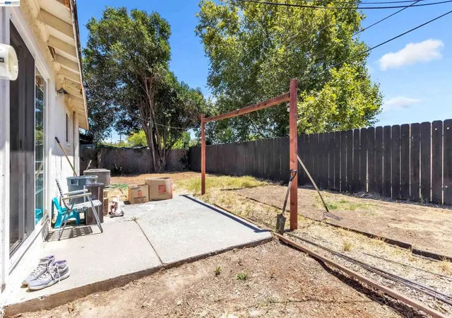 Homes for sale in Fairfield, CA | 425 E Tabor Ave, Fairfield, CA 94533 | MLS# 41141392