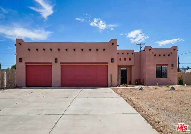 Homes for sale in Yucca Valley, CA | 58055 Desert Gold Dr, Yucca Valley, CA 92284 | MLS# 26858915