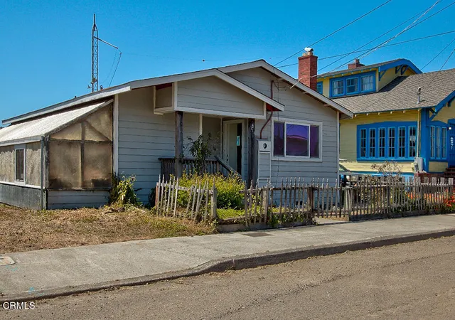 Homes for sale in Fort Bragg, CA | 715 West St, Fort Bragg, CA 95437 | MLS# C1-11456