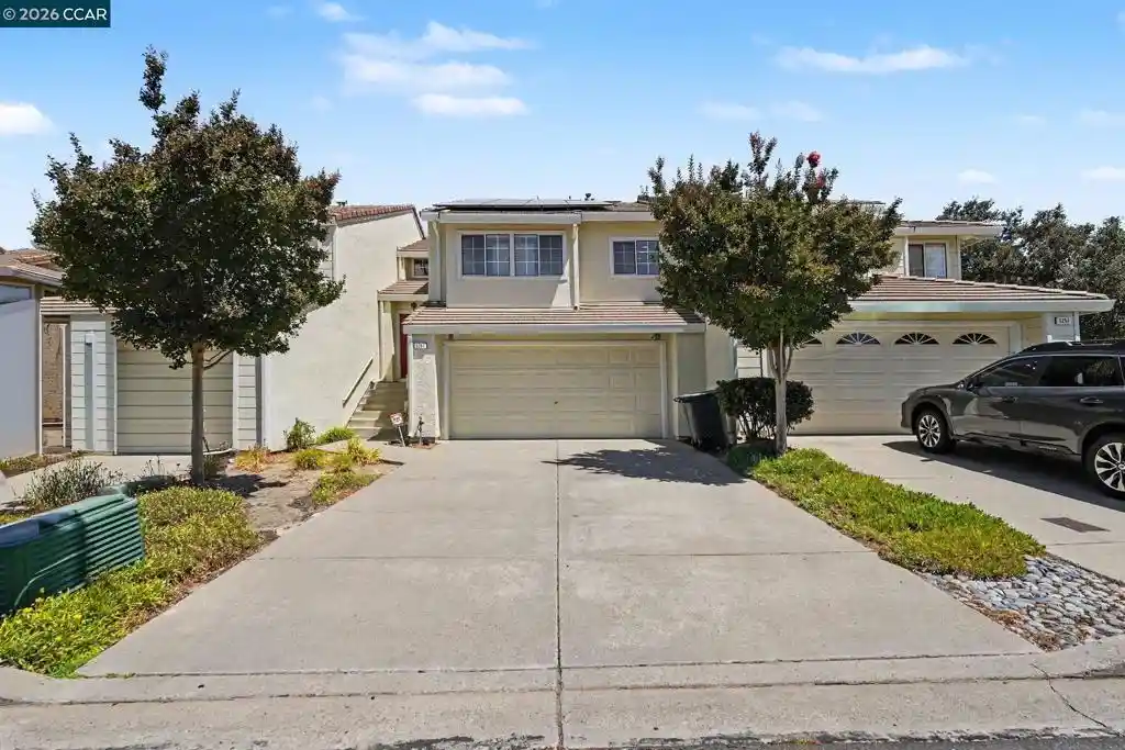 Townhouse for sale at 5251 Pebble Glen Dr, Concord, CA 94521 | MLS# 41141404