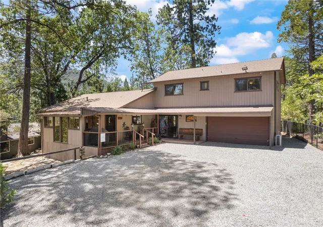 Photo 1 of Single family home for sale at 39165 Ski Slope, Bass Lake, CA 93604 | MLS# FR26149910 | Listing updated on 2026-09-10