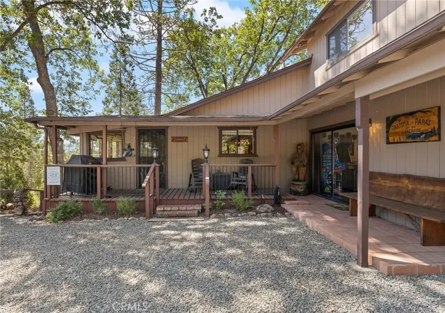 Photo 2 of Single family home for sale at 39165 Ski Slope, Bass Lake, CA 93604 | MLS# FR26149910 | Listing updated on 2026-09-10