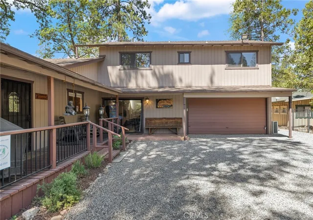 Photo 3 of Single family home for sale at 39165 Ski Slope, Bass Lake, CA 93604 | MLS# FR26149910 | Listing updated on 2026-09-10