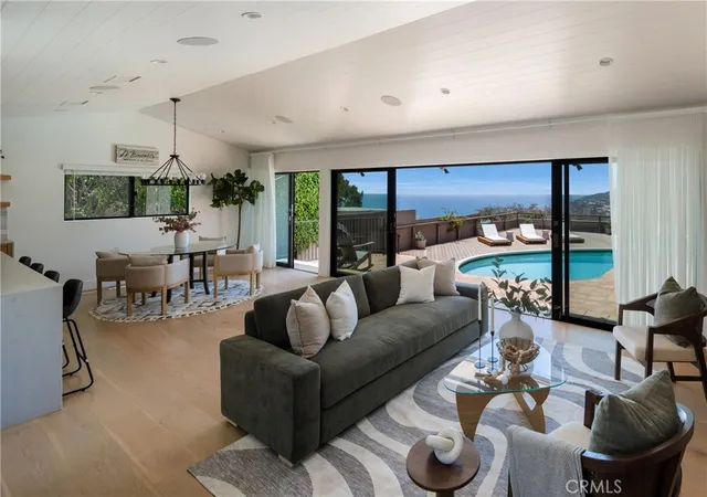 Photo 1 of Single family home for sale at 225 Notteargenta Rd, Pacific Palisades, CA 90272 | MLS# SR26150944 | Listing updated on 2026-09-25