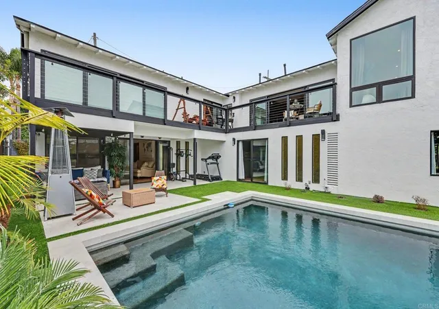 Photo 1 of Single family home for sale at 1891 Titus St, San Diego, CA 92110 | MLS# PTP2605262 | Listing updated on 2026-07-13